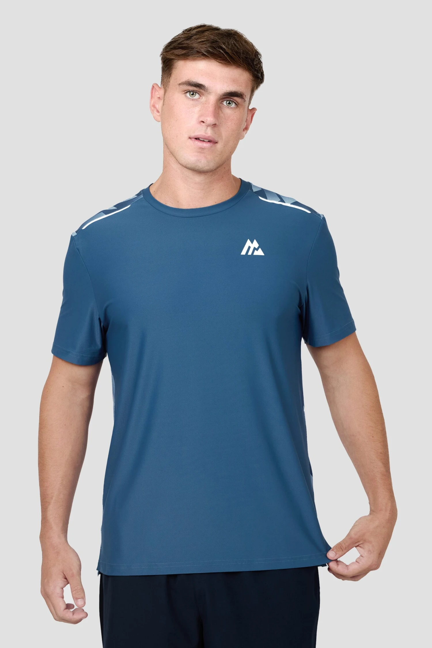 Charge Print T-Shirt - Naval/Dawn 3 Charge Print T-Shirt - Naval/Dawn