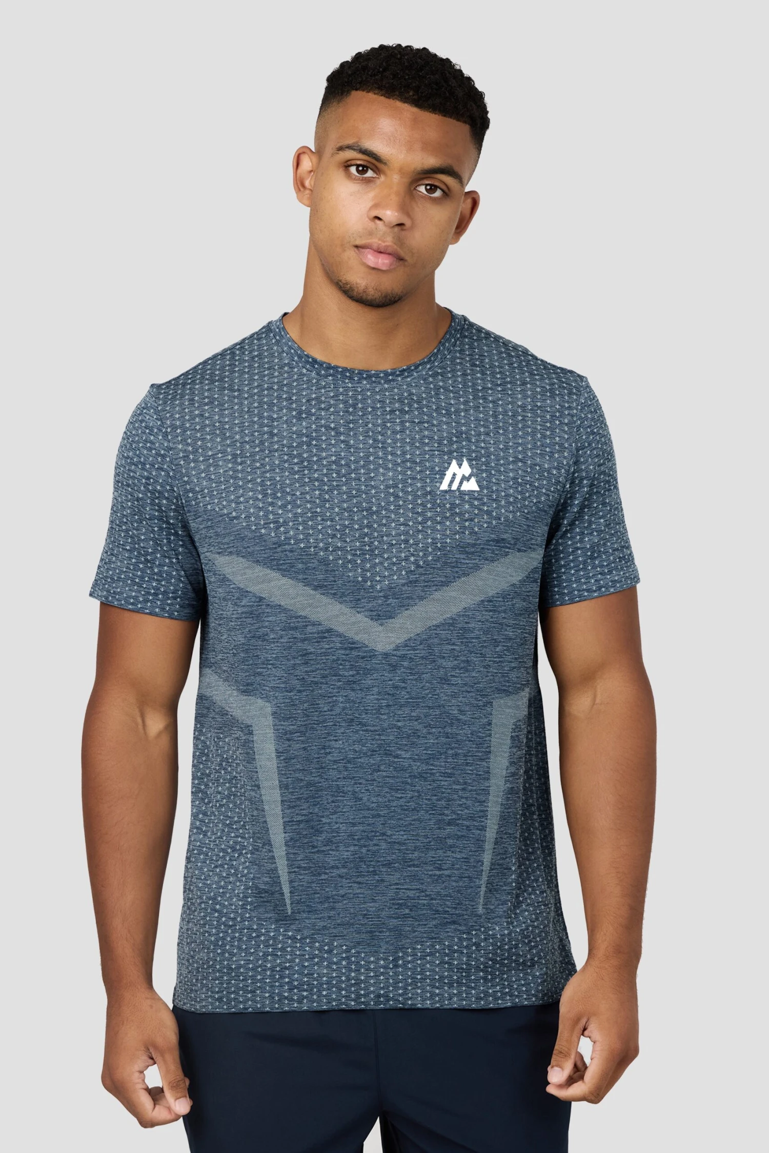 Vault Seamless T-Shirt - Naval/Dawn 3 Vault Seamless T-Shirt - Naval/Dawn