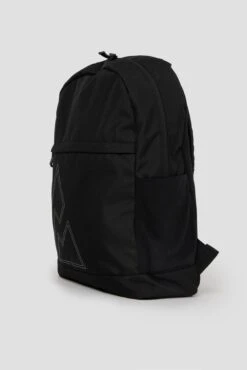 Essential Backpack - Black -Sport Wear Daily Store A7iBnDfQFo oboTEjnVlMEximV4ehkHXiMM9oX 4aQ8