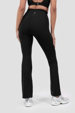 Aura Flared Legging - Black -Sport Wear Daily Store BAvlO3cBcxKf9sEzJhYwCQQLbVFeggmNbAwfsB xT 8