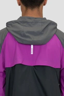 Breeze 2.0 Windbreaker - Cement Grey/Electric Purple/Asphalt -Sport Wear Daily Store BREEZE 2.0 WINDBREAKER CASTLEROCK PURPLE CACTUS FLOWER ASPHALT Back Detail