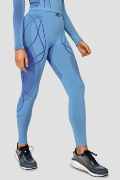 Contour Seamless Legging - Powder Blue/Egyptian Blue -Sport Wear Daily Store ContourSeamlessLegging PowderBlue EgyptianBlue Closeside