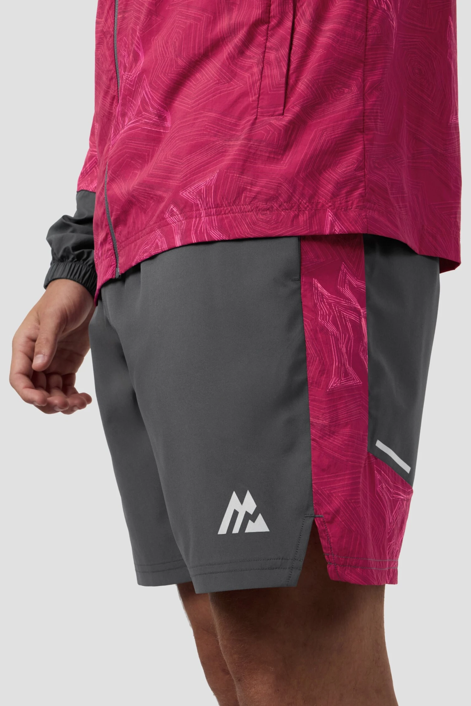 Geo M Print Short - Slate Grey/Cherry 9 Geo M Print Short - Slate Grey/Cherry - Image 7