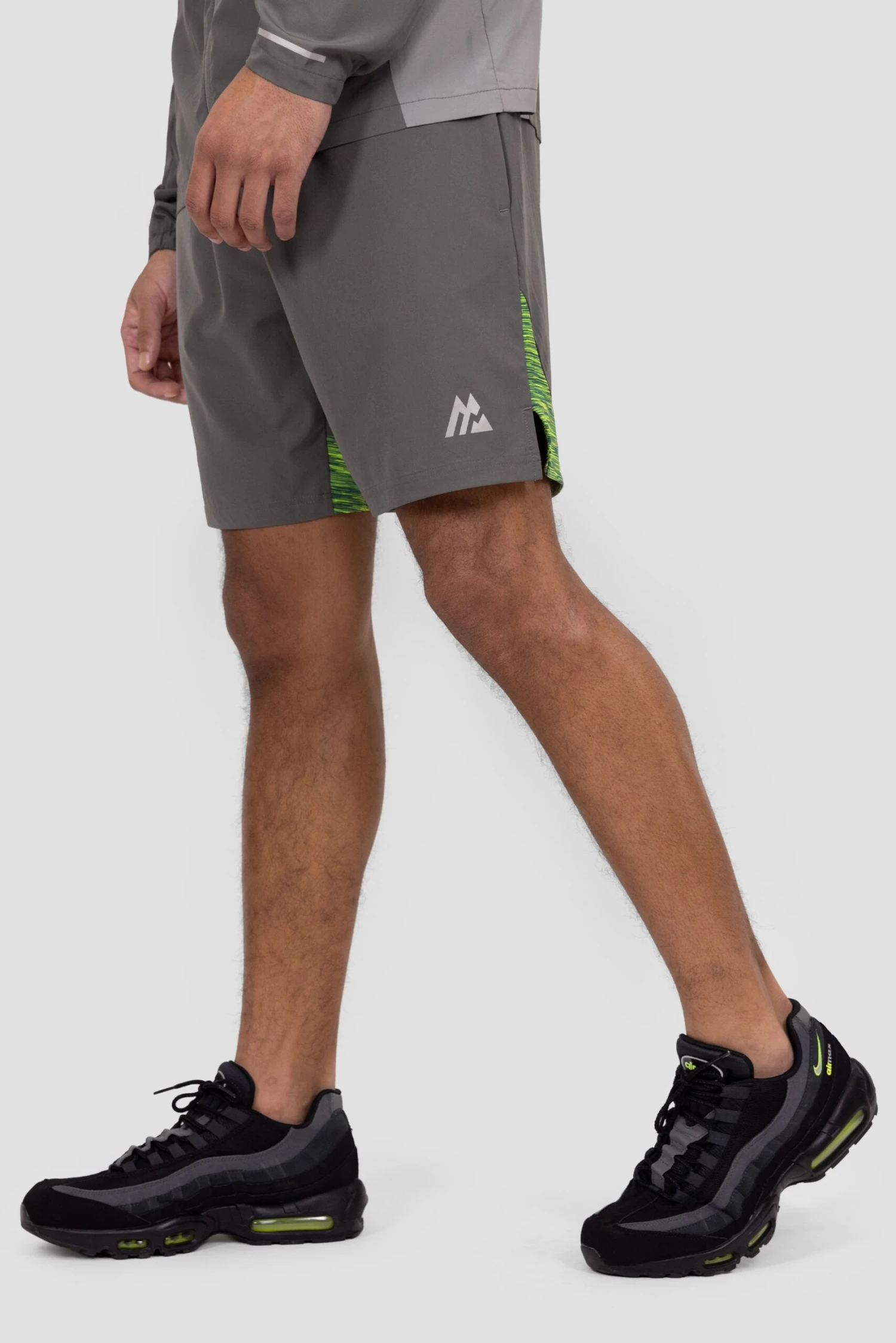 Trail Panel Short - Grey/Green/Black 3 Trail Panel Short - Grey/Green/Black