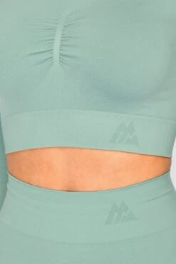 Evolve Seamless Crop - Jade -Sport Wear Daily Store EVOLVECORESEAMLESSLSCROP Jade close