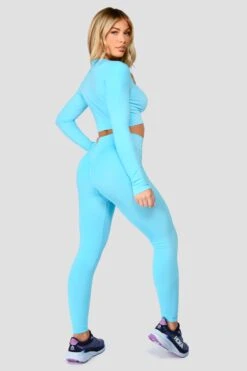 Evolve Seamless Crop - Neon Sky -Sport Wear Daily Store EvolveCoreSeamlessLsCrop NeonSky back