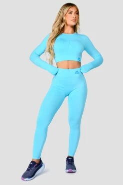 Evolve Seamless Crop - Neon Sky -Sport Wear Daily Store EvolveCoreSeamlessLsCrop NeonSky front