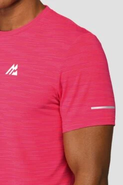 Fly 2.0 T-Shirt - Hibiscus/Fiery Orange/Rouge -Sport Wear Daily Store FLY 2.0 TEE HIBISCUS FIERY ORANGE ROUGE logo detail