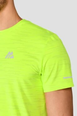 Fly 2.0 T-Shirt - OG Neon/Platinum Grey/White -Sport Wear Daily Store FLY 2.0 TEE OG NEON PLATINUM GREY WHITE Close detail