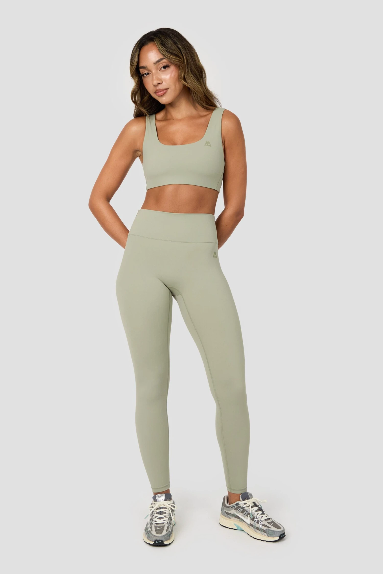 Form Legging - Herb 4 Form Legging - Herb - Image 2