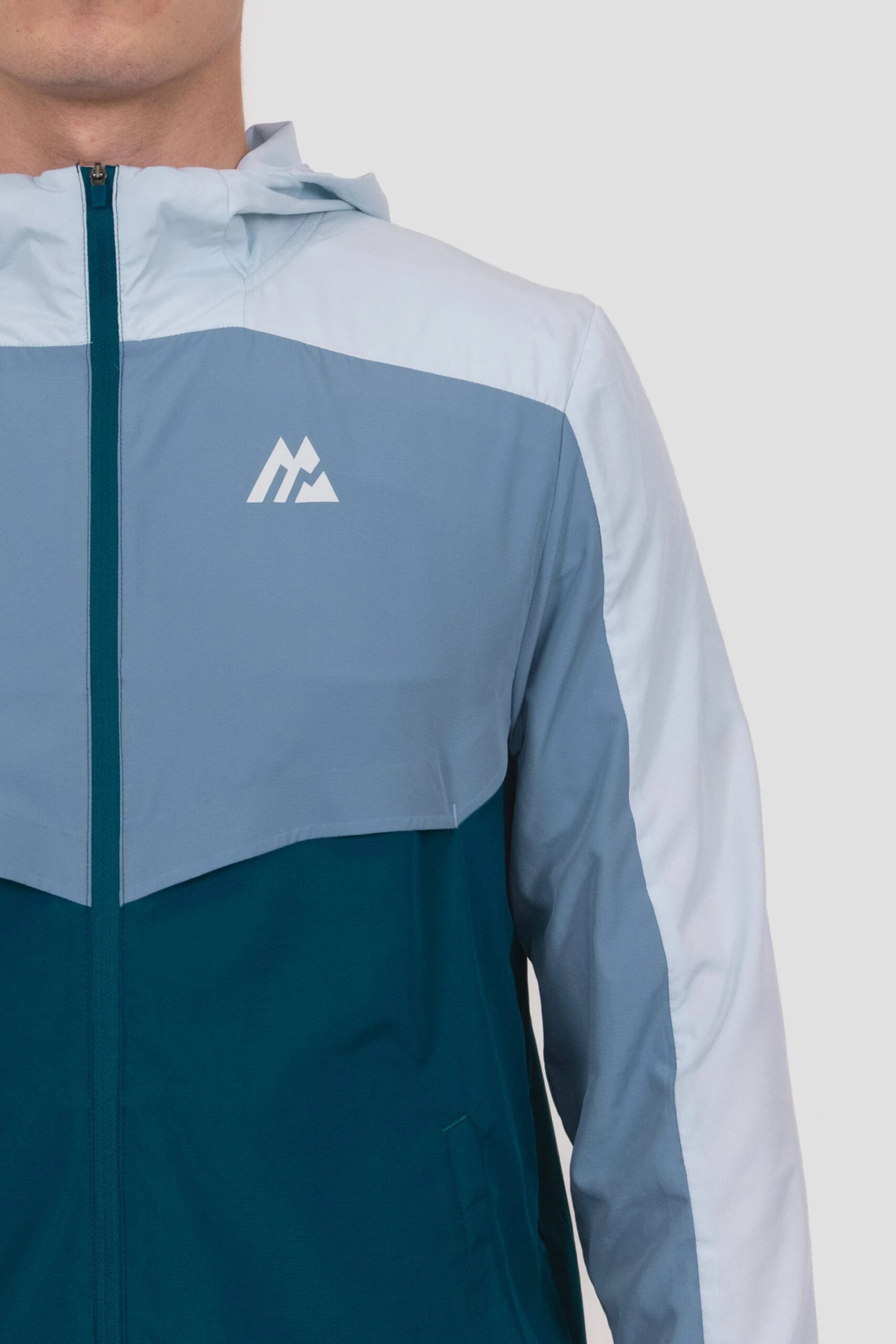 Breeze 2.0 Windbreaker - Summer Mist/Slate Blue/Abyssal 7 Breeze 2.0 Windbreaker - Summer Mist/Slate Blue/Abyssal - Image 5