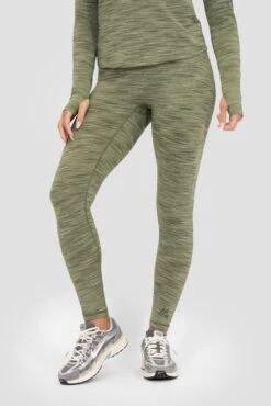 Icon Lite Legging - Khaki Multi -Sport Wear Daily Store ICON LITE LEGGING OIL GREEN FOUR LEAF CLOVER TEA Close Front