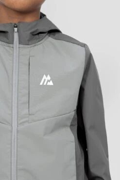 Boys Kodiak Windshell - Cement Grey/Platinum Grey 12 Boys Kodiak Windshell - Cement Grey/Platinum Grey -Sport Wear Daily Store KODIAK WINDSHELL CASTLEROCK MONUMENT Logo inc Zip