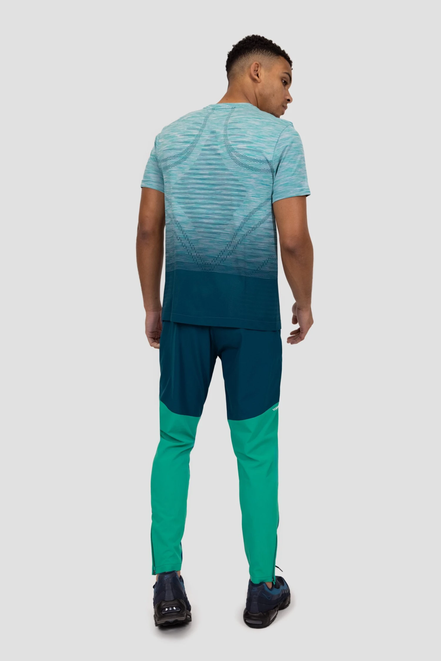 Vector Seamless T-Shirt - Aqua/Navy 6 Vector Seamless T-Shirt - Aqua/Navy - Image 4