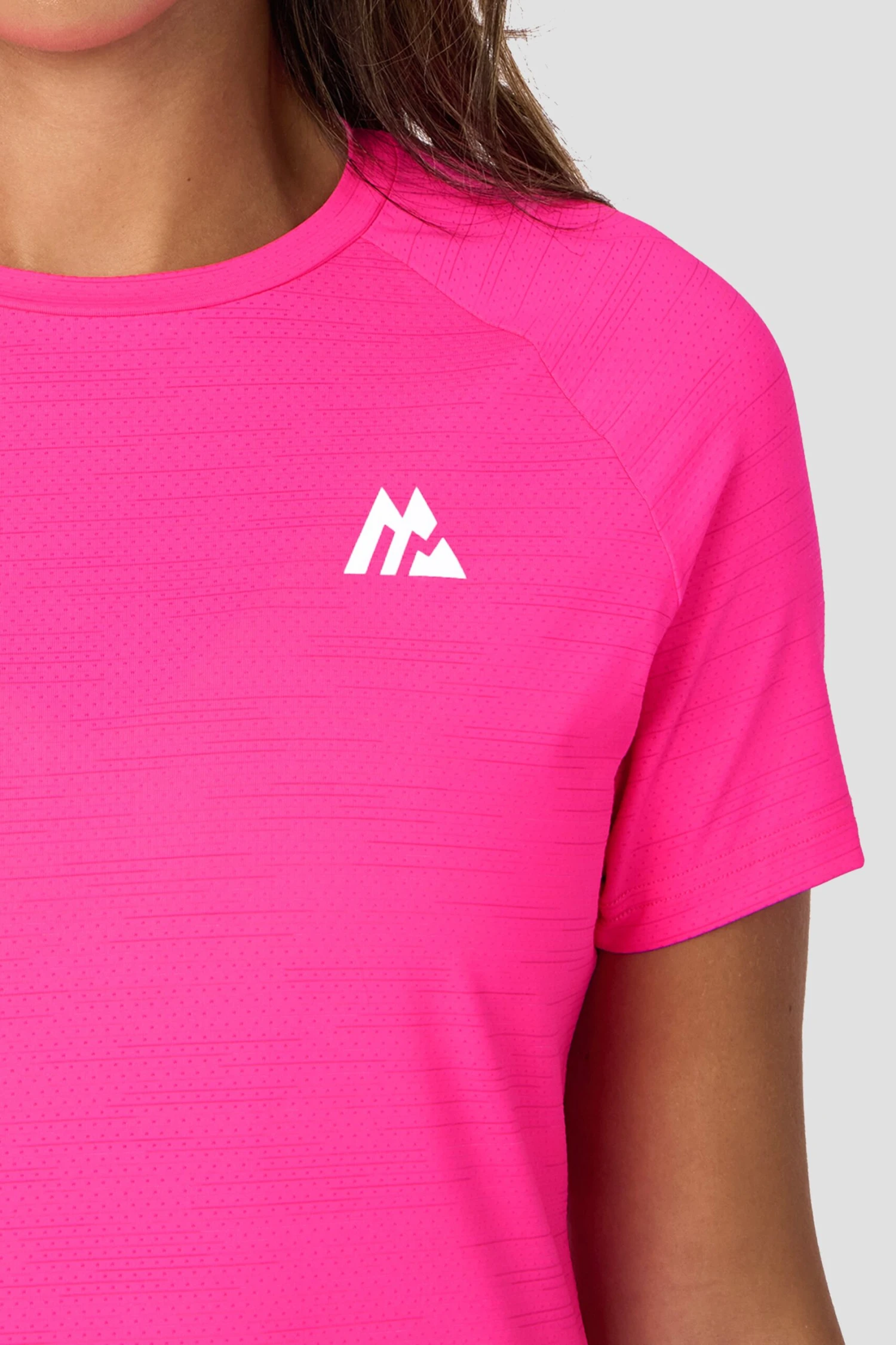 Fly 2.0 T-Shirt - Neon Pink/Hibiscus/Fuchsia 6 Fly 2.0 T-Shirt - Neon Pink/Hibiscus/Fuchsia - Image 4