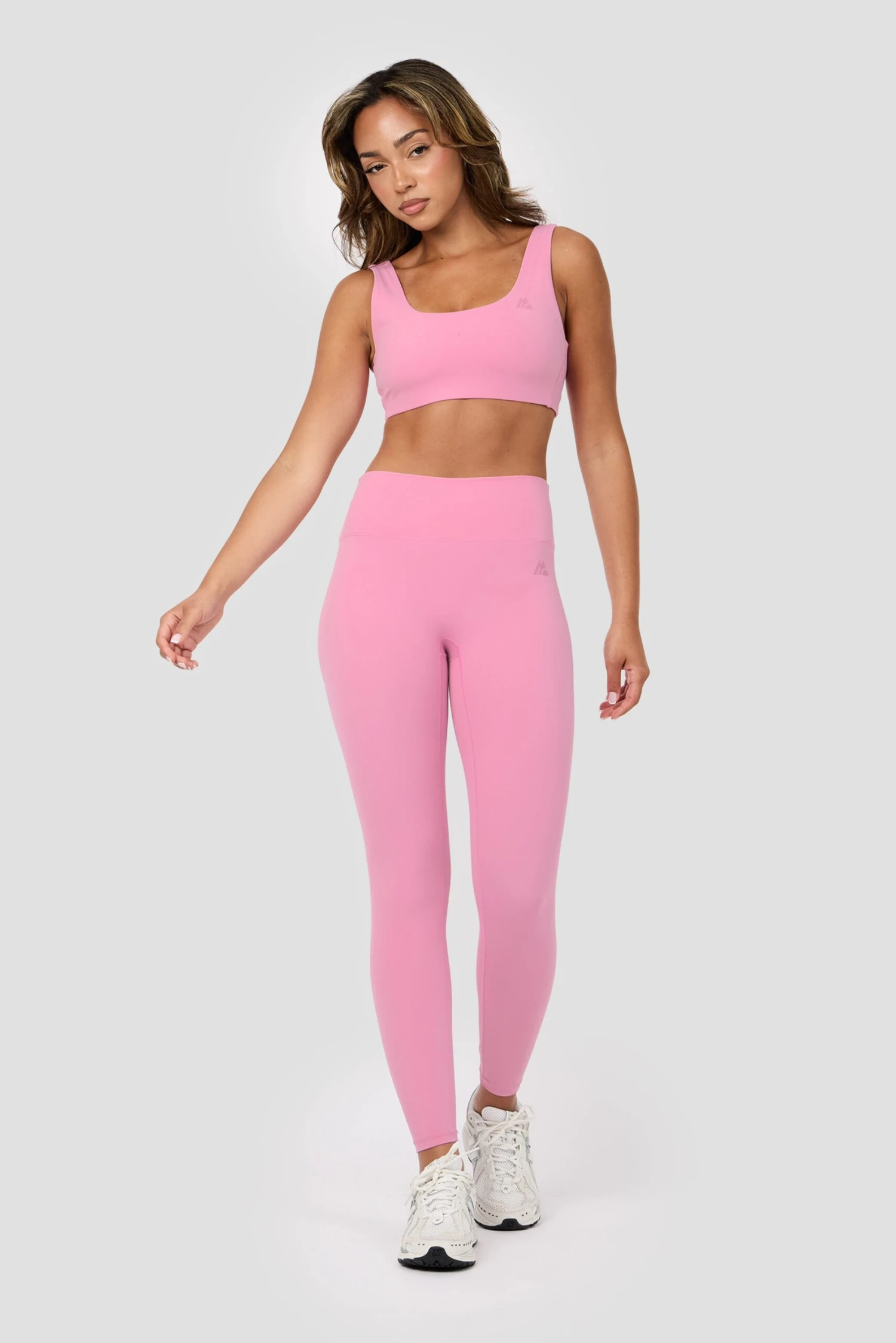 Form Sports Bra - Rosella 4 Form Sports Bra - Rosella - Image 2