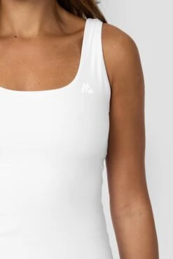 Form Tank - White -Sport Wear Daily Store Ra8miByp5LbdTYioIC7sXYJZV1VfiVnwgAU7IkDGxNg