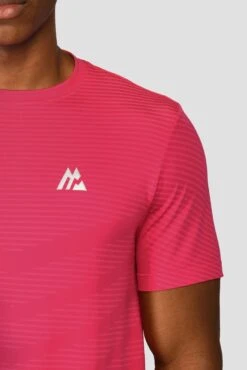 Speed Seamless T-Shirt - Hibiscus/Neon Pink -Sport Wear Daily Store SPEED SEAMLESS HIBISCUS NEON PINK logo detaillJPG