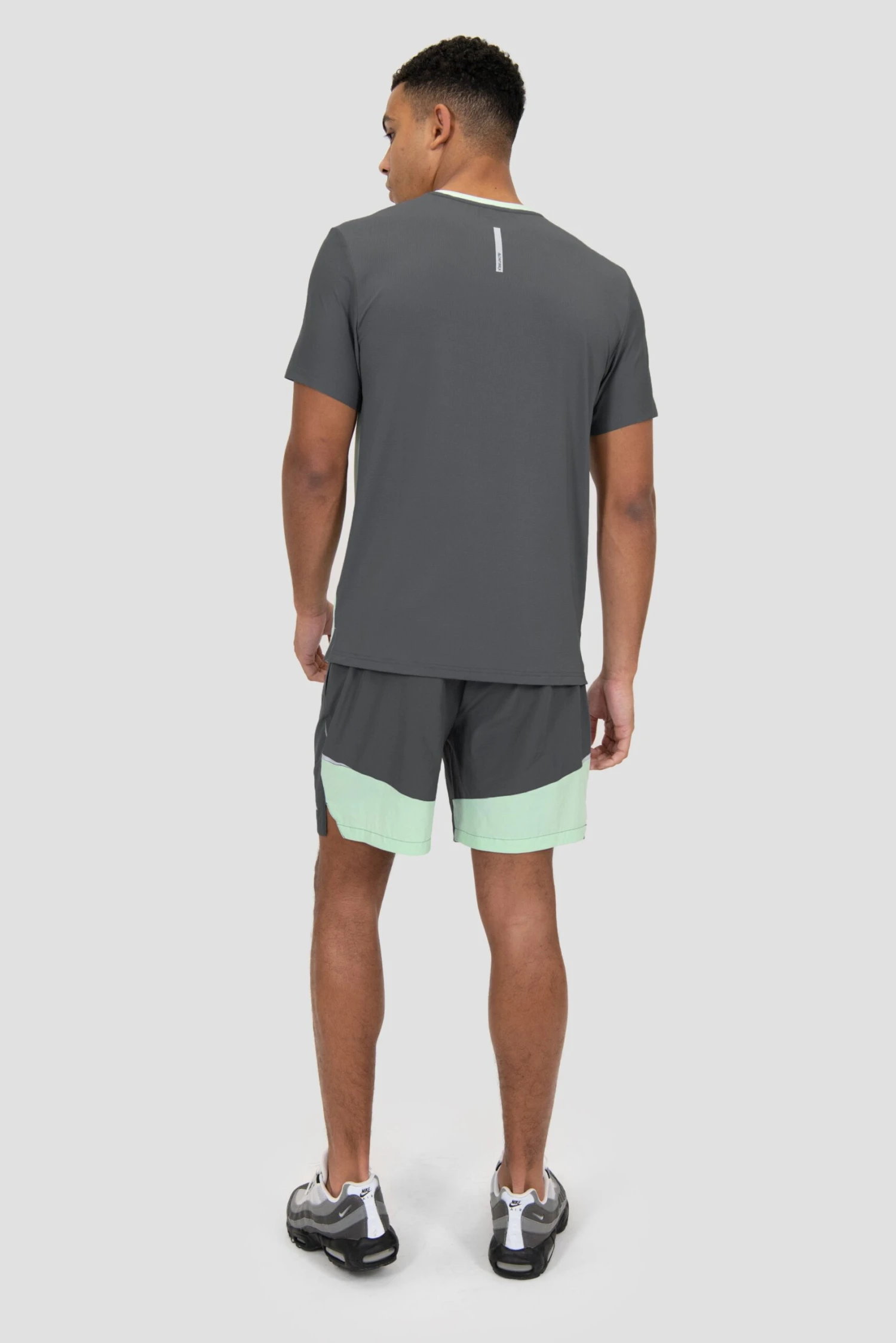 Surge 2.0 Short - Slate Grey/Sea Foam 8 Surge 2.0 Short - Slate Grey/Sea Foam - Image 6