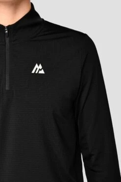 Junior Speed 1/4 Zip - Black -Sport Wear Daily Store Speed 1 4 Zip Black Logo Detail