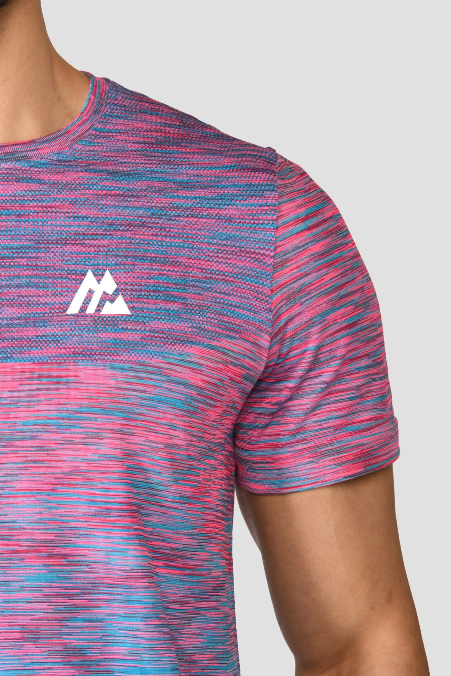 Trail Seamless T-Shirt - Pink/Blue 7 Trail Seamless T-Shirt - Pink/Blue - Image 5
