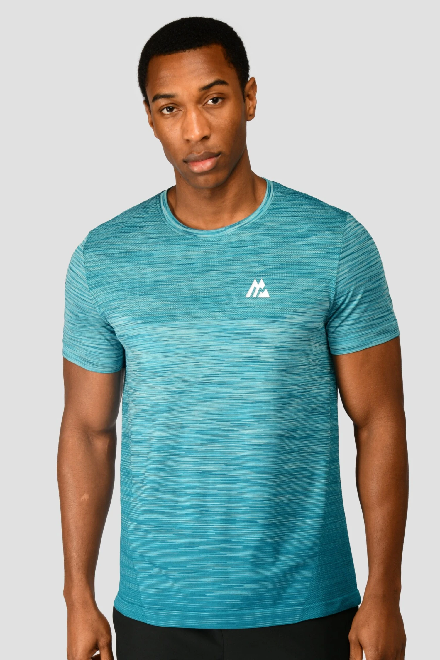 Trail Seamless T-Shirt - Neon Blue/Maya Blue 3 Trail Seamless T-Shirt - Neon Blue/Maya Blue