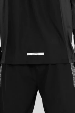 Trail Windbreaker - Black/Grey/White -Sport Wear Daily Store TRAIL 3.0 WINDBREAKER BLACK BEAUTY ASPHALT MONUMENT CASTLEROCK Back Reflective Detail