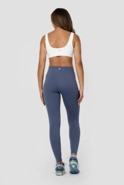 Form Sports Bra - White -Sport Wear Daily Store b1P1KTiFsRp4Q1Lb9f3TAS3KA2kMcIJVb62QF0Qd OQ