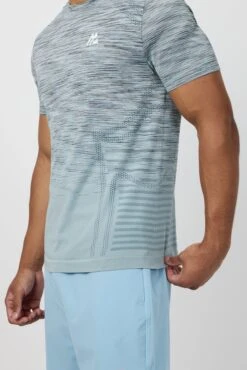 Vector Seamless T-Shirt - Light Blue Multi -Sport Wear Daily Store blBeEYUCXpfhZLYoU1eEaoO2xQNG7qY4RkuqlsOKYJ0