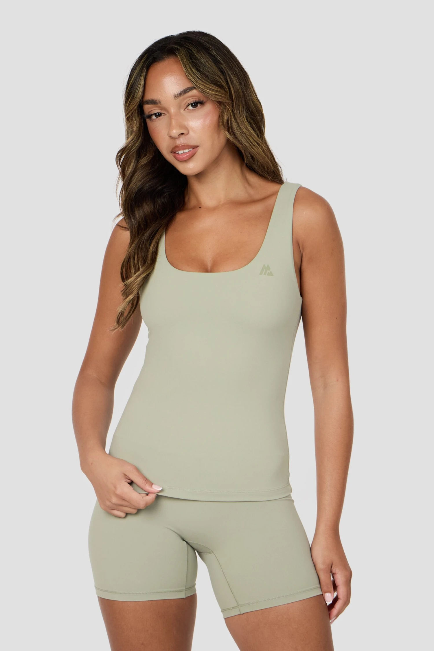 Form Tank - Herb 3 Form Tank - Herb