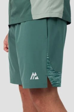 Trail Panel Short - Green/Blue -Sport Wear Daily Store sSrrgOv0ae2ZaOLTvPj847I4sQ Ie UdF9BNrsKl TQ