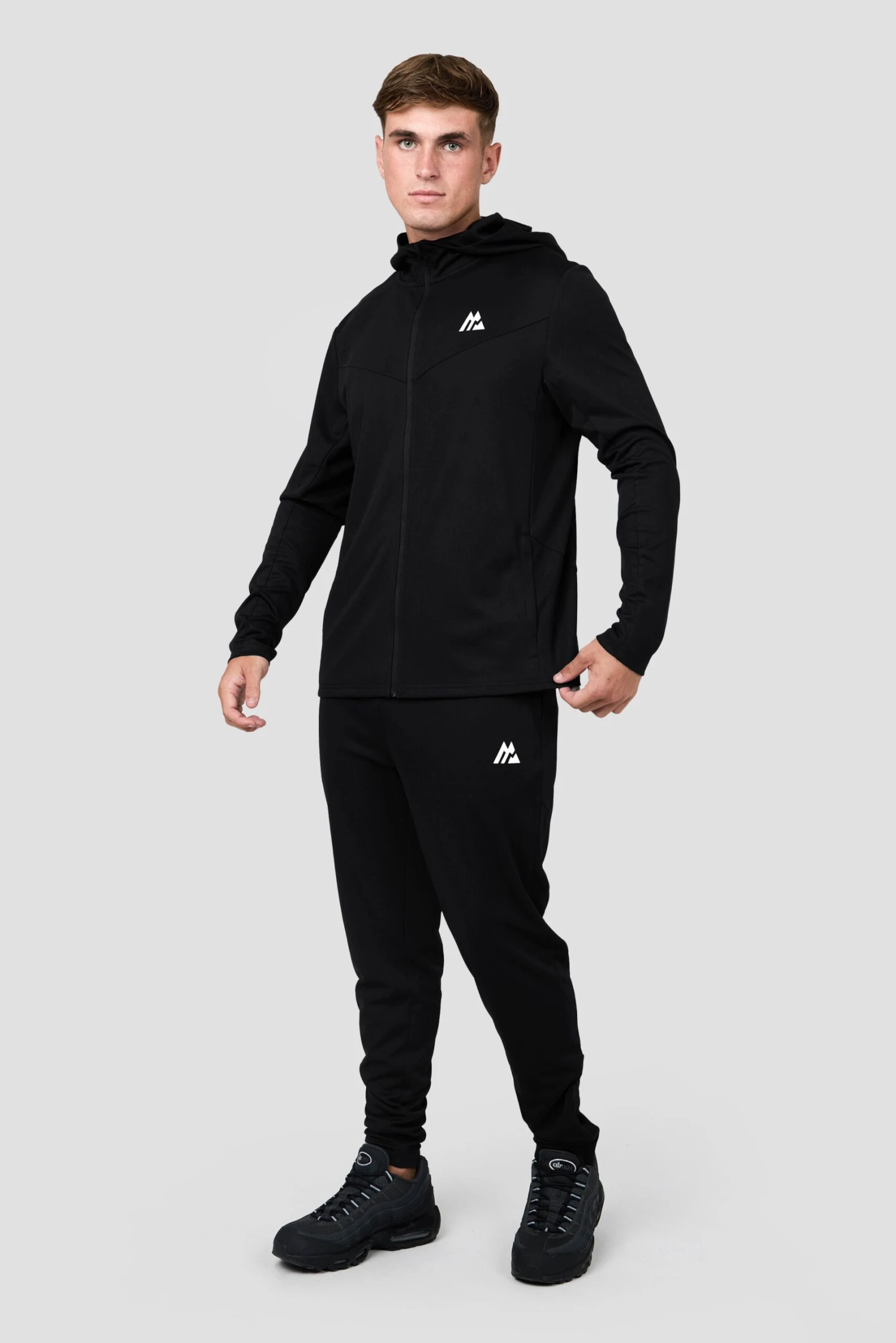 Agility 2.0 Tracksuit - Black 3 Agility 2.0 Tracksuit - Black