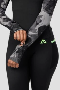 Fusion Print 1/4 Zip - Black/Winter Sky -Sport Wear Daily Store zo9EaAdIaNRRWcji2hukXAtwEjUiyRHcP5iPhE8FbFw